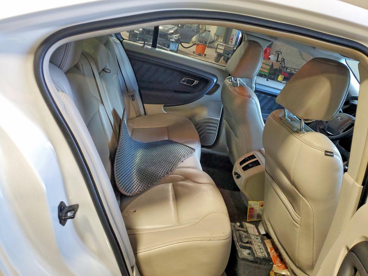 2012 Ford Taurus Sel White vin: 1FAHP2EW7CG132228