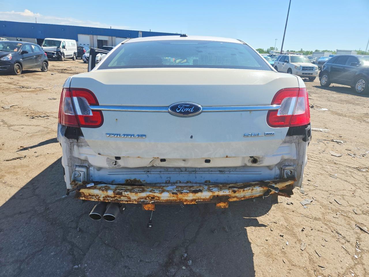 2012 Ford Taurus Sel Белый vin: 1FAHP2EW7CG134030