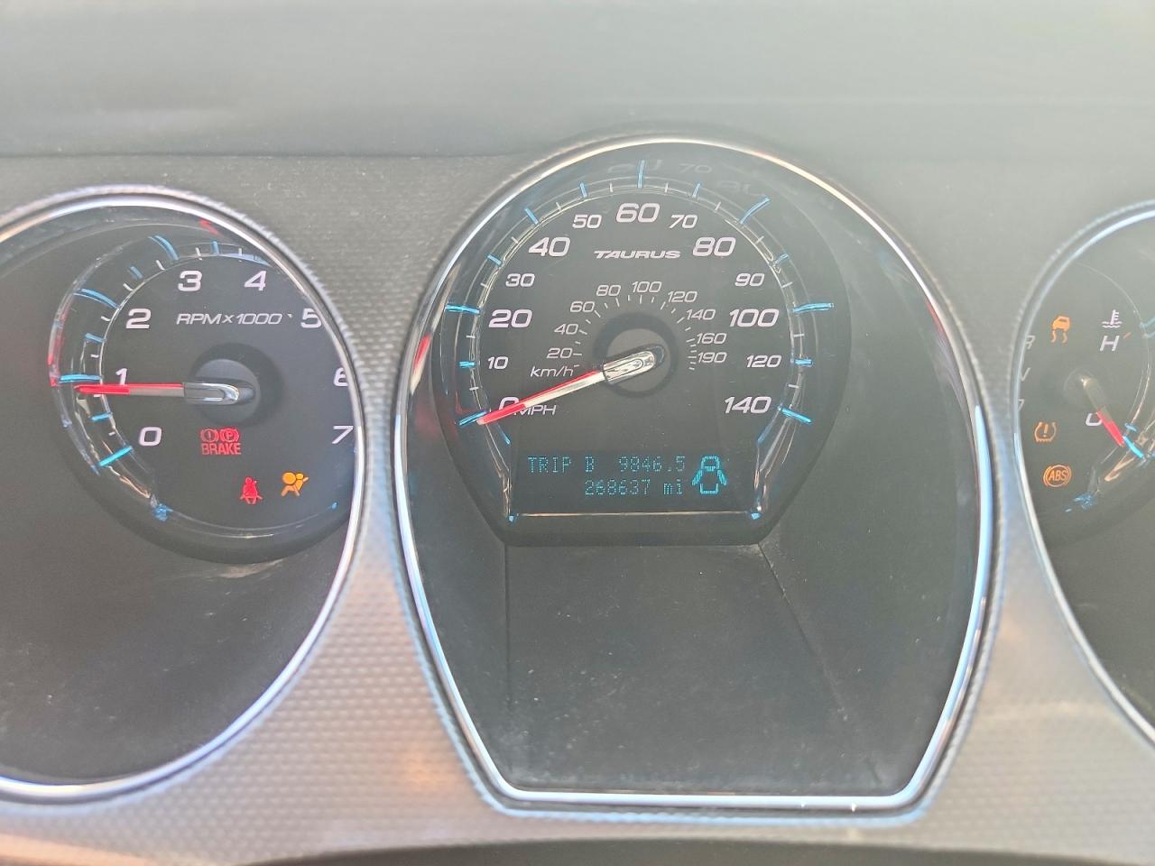 2012 Ford Taurus Sel Белый vin: 1FAHP2EW7CG134030