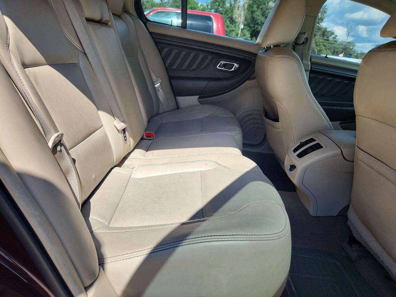 2011 Ford Taurus Sel Burgundy vin: 1FAHP2EW8BG103772
