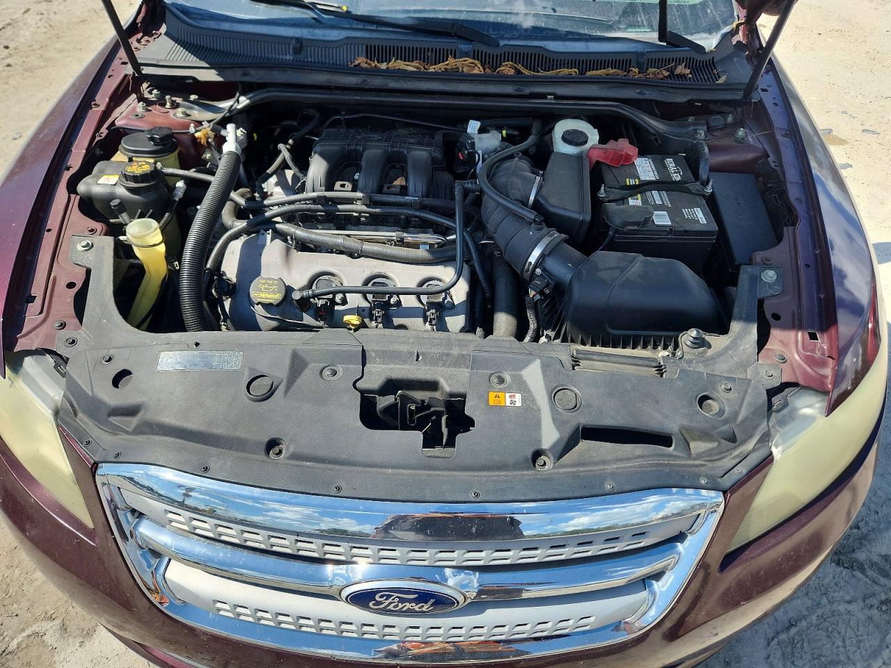 2011 Ford Taurus Sel Burgundy vin: 1FAHP2EW8BG103772