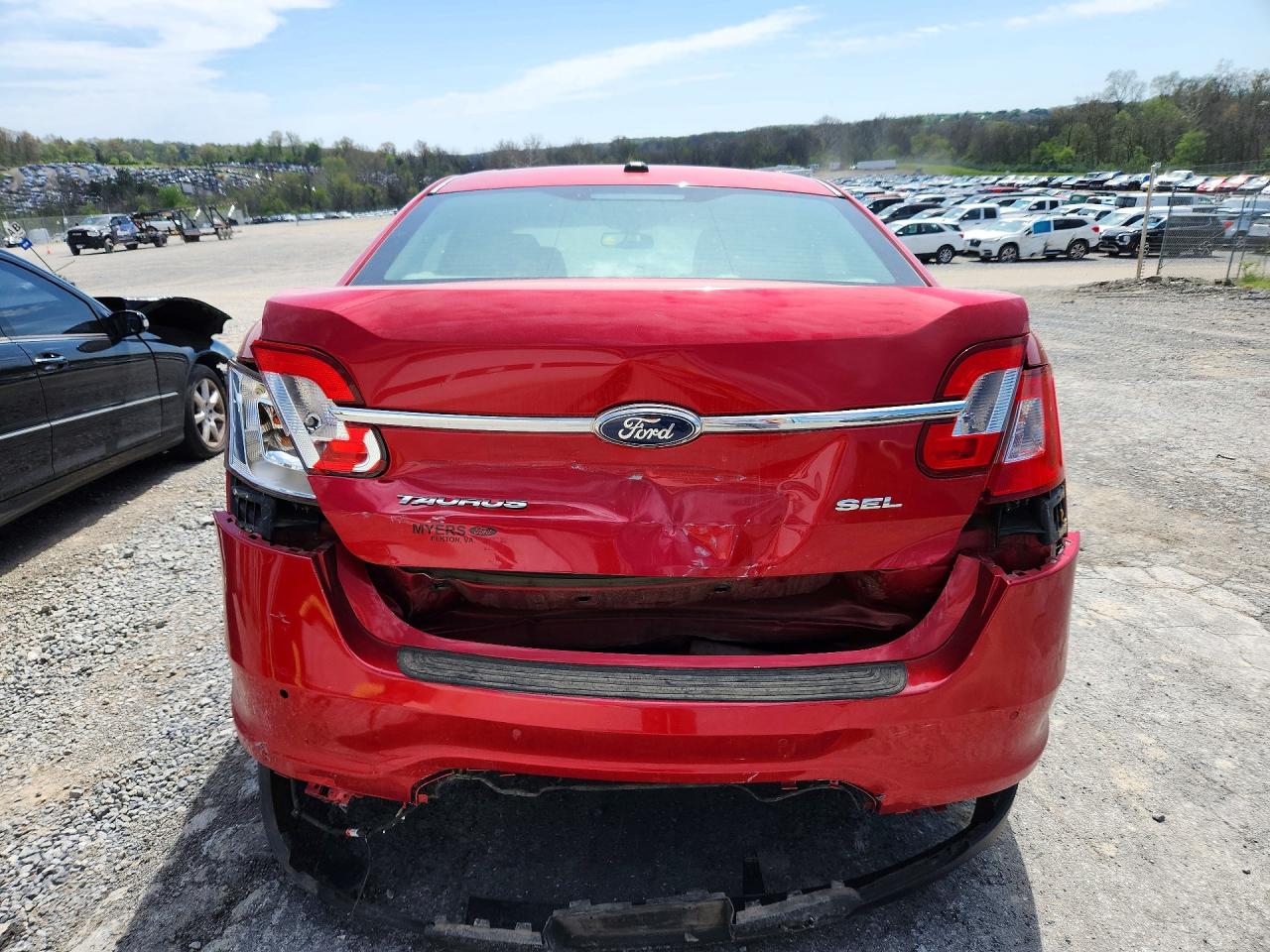 2012 Ford Taurus Sel Красный vin: 1FAHP2EW8CG133114