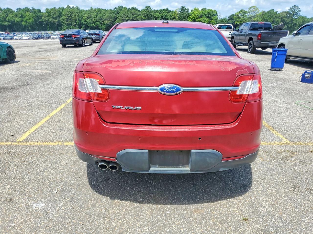 2010 Ford Taurus Sel Red vin: 1FAHP2EW9AG126718