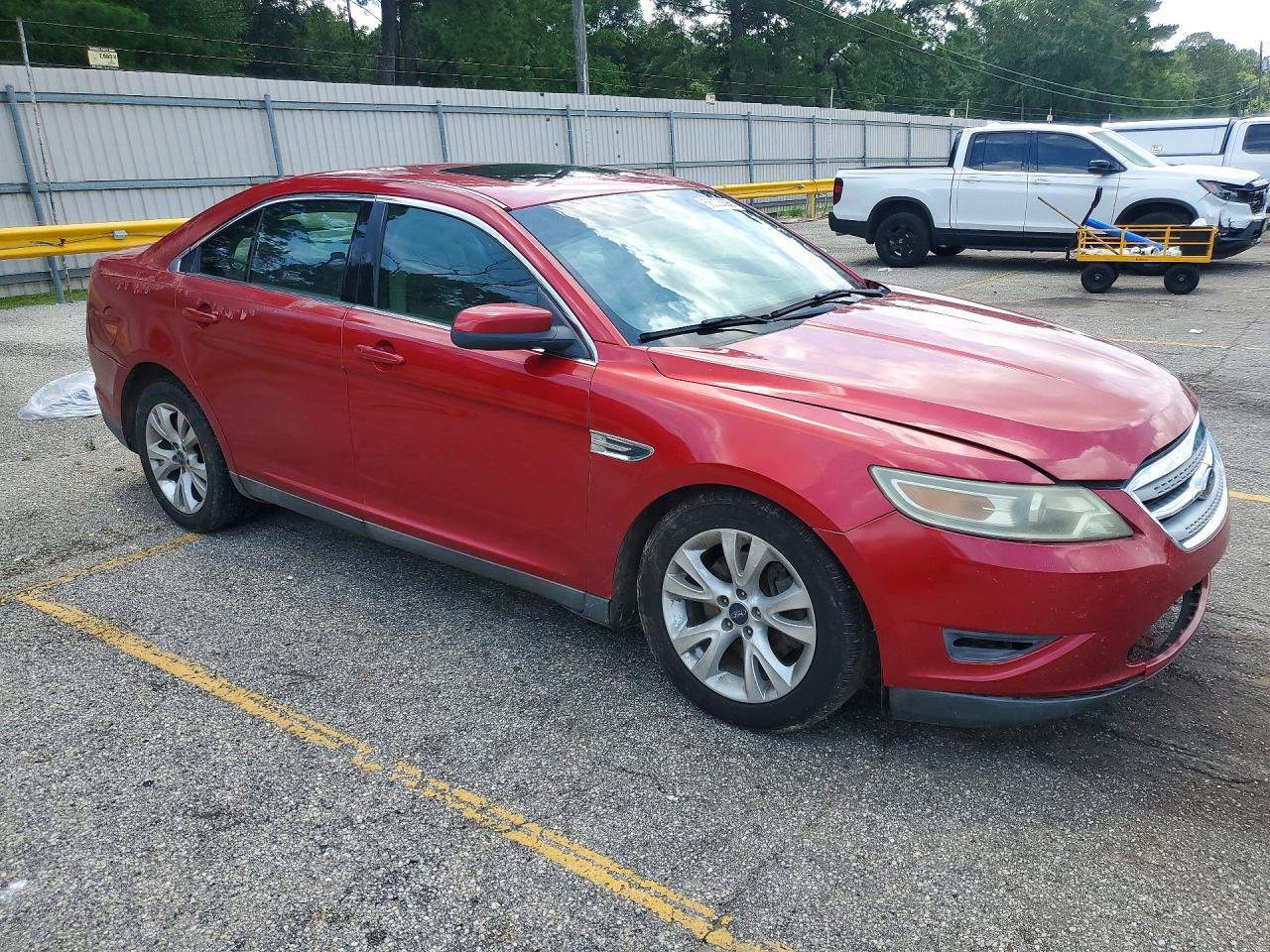 2010 Ford Taurus Sel Red vin: 1FAHP2EW9AG126718