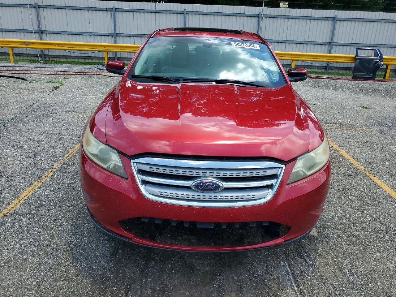 2010 Ford Taurus Sel Red vin: 1FAHP2EW9AG126718