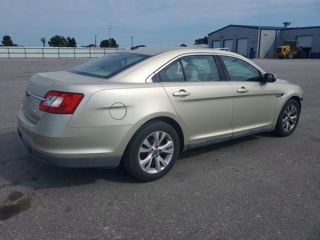 2010 Ford Taurus Sel Золотой vin: 1FAHP2EW9AG144149