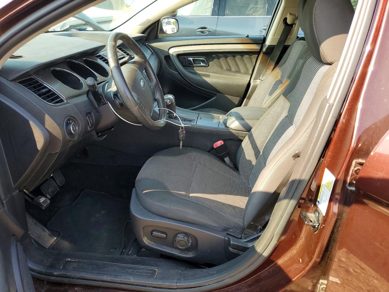 2010 Ford Taurus Sel Maroon vin: 1FAHP2EW9AG157399
