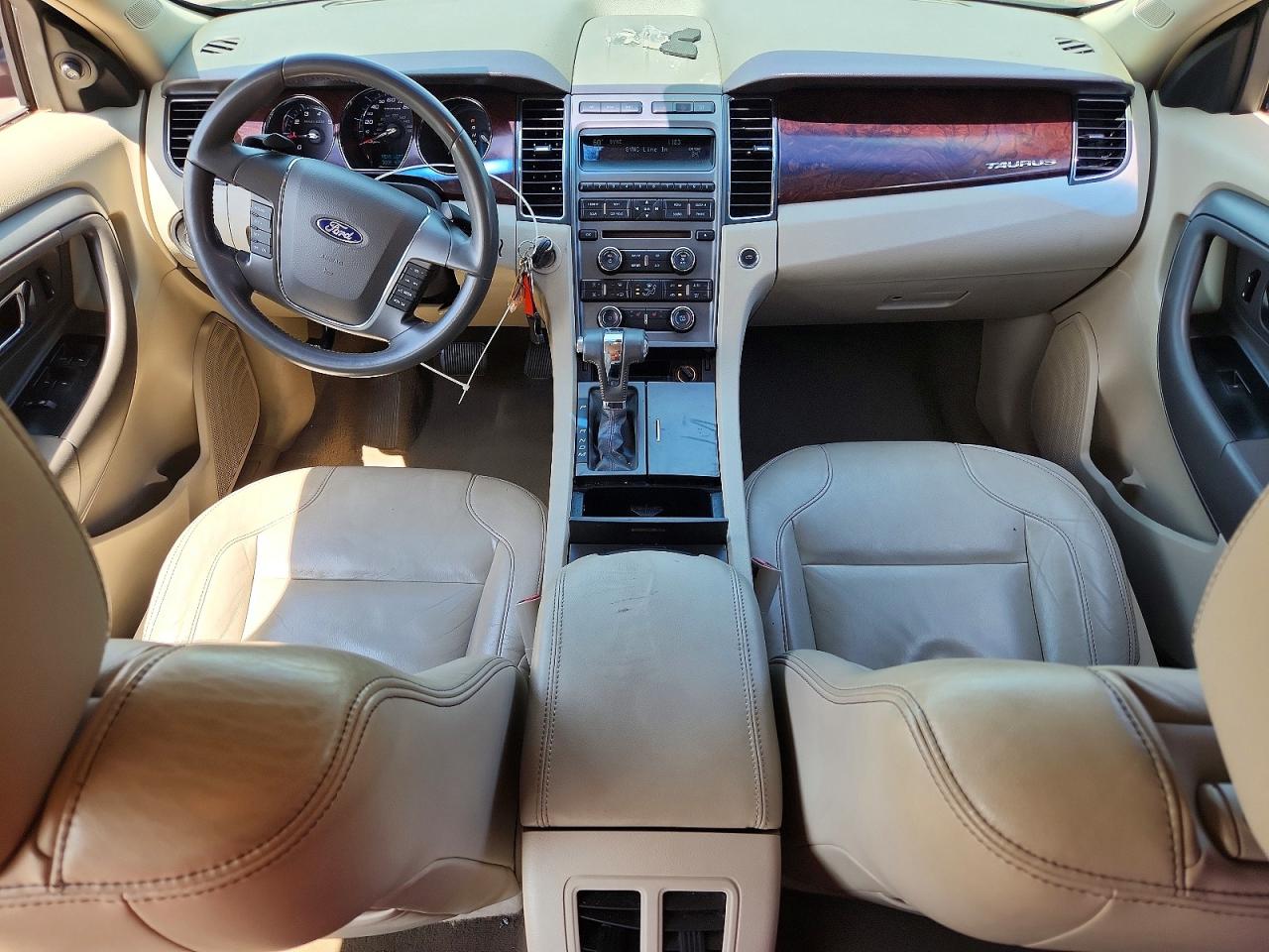 2011 Ford Taurus Sel Red vin: 1FAHP2EW9BG105403