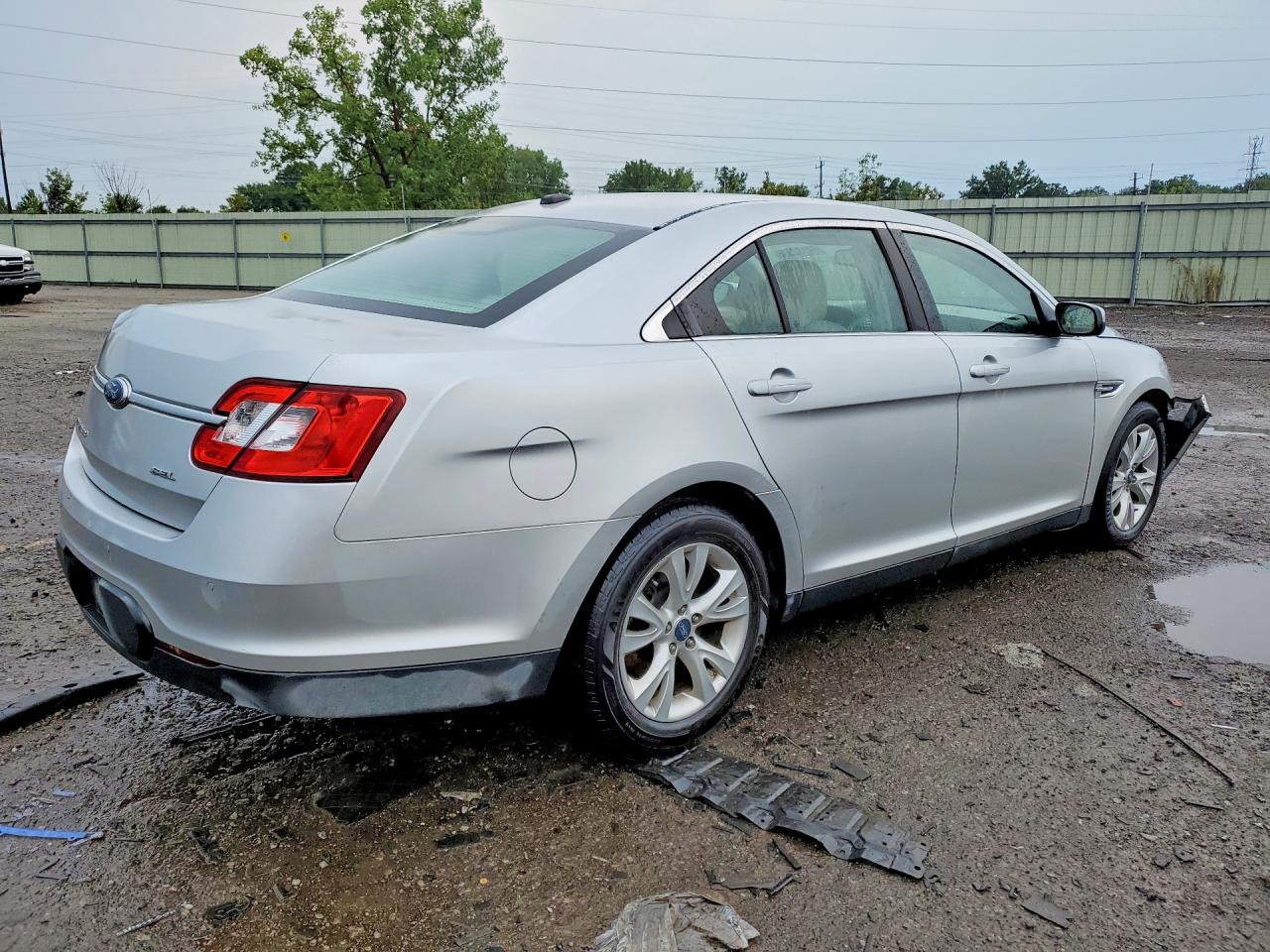 2011 Ford Taurus Sel Silver vin: 1FAHP2EW9BG189173