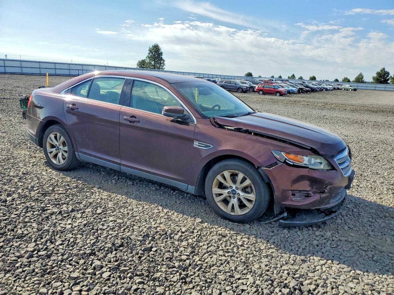 2010 Ford Taurus Sel Maroon vin: 1FAHP2EWXAG119471