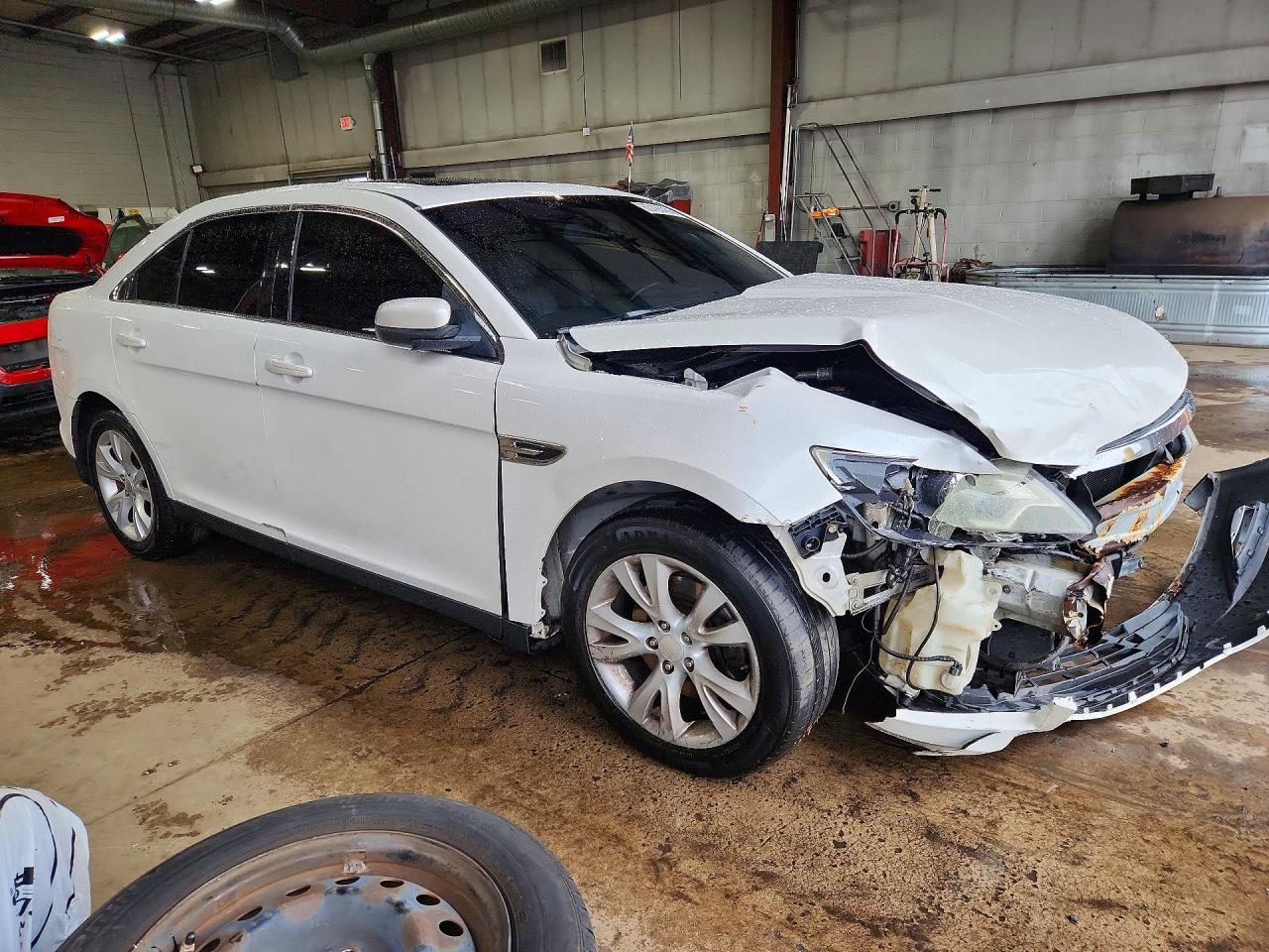 2011 Ford Taurus Sel White vin: 1FAHP2EWXBG100579