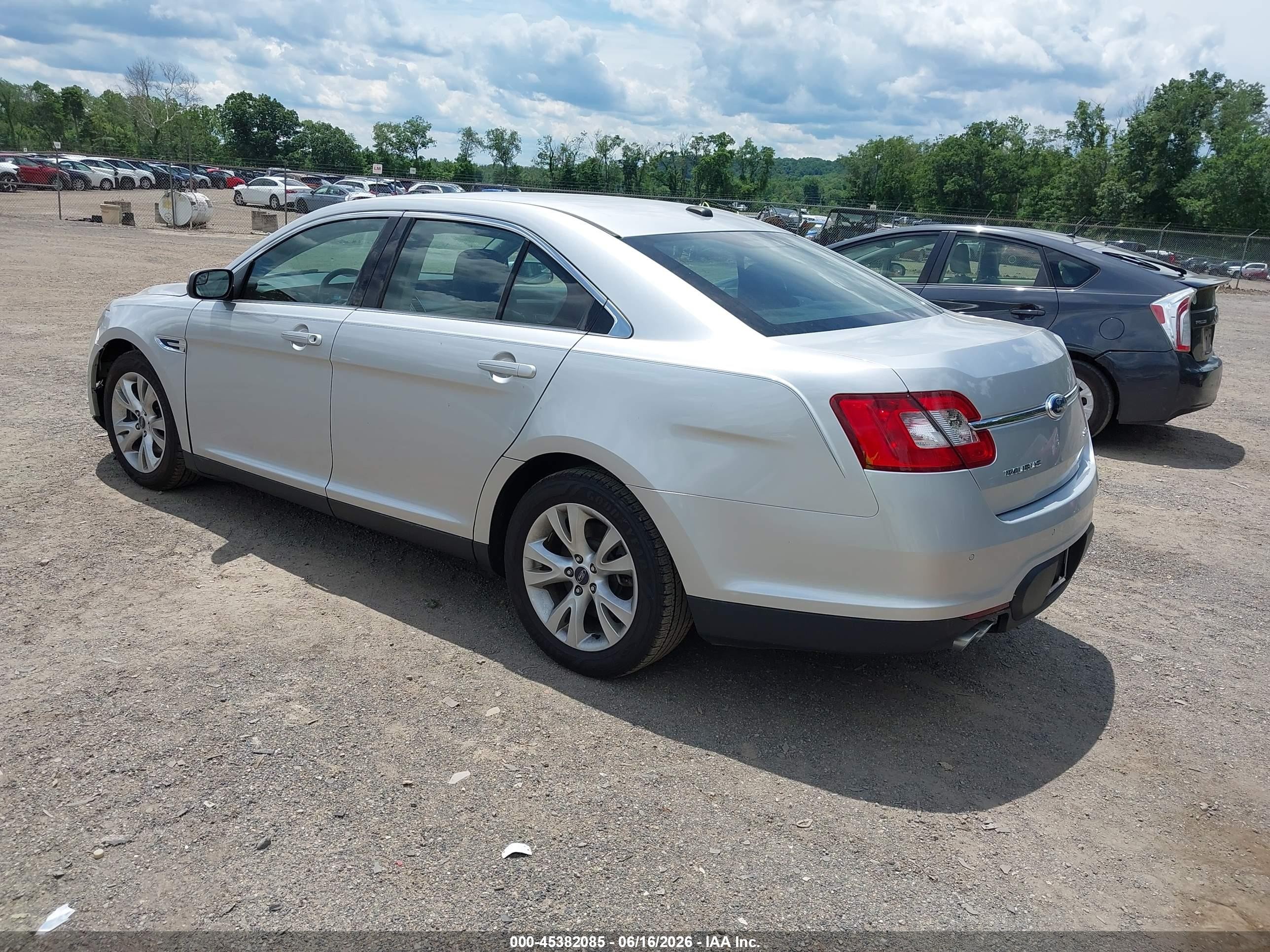 2012 Ford Taurus Sel Silver vin: 1FAHP2EWXCG115973