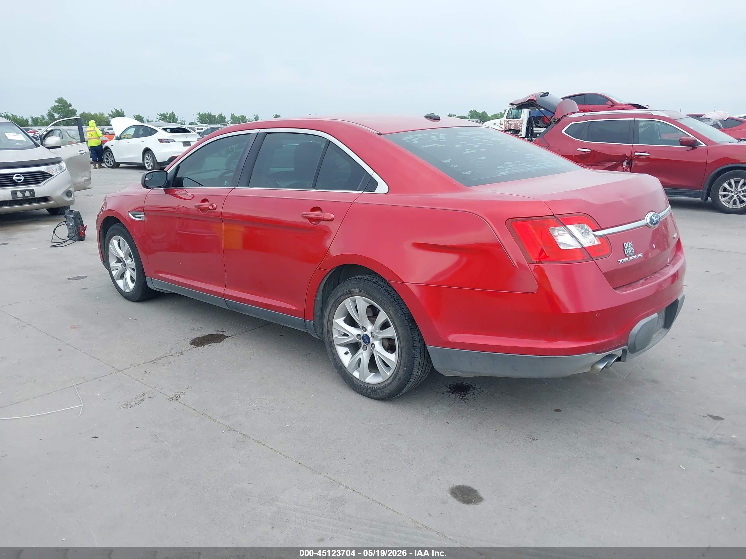 2012 Ford Taurus Sel Red vin: 1FAHP2EWXCG123619