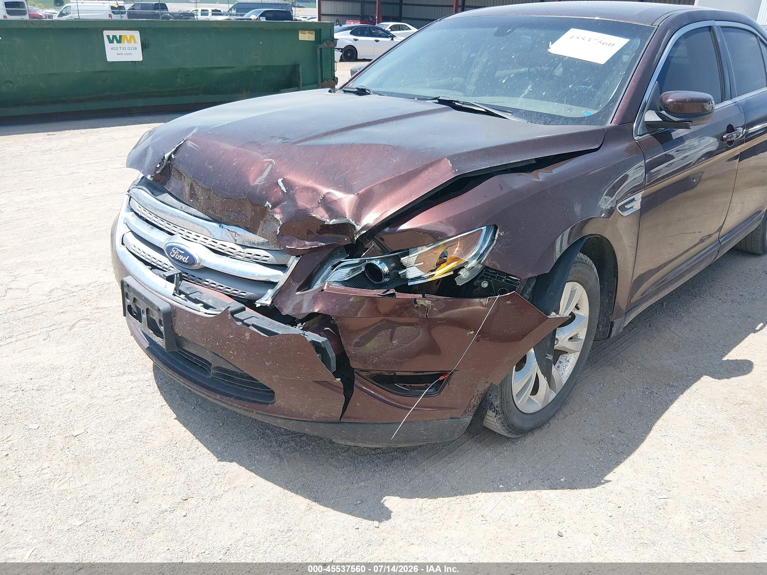2012 Ford Taurus Sel Maroon vin: 1FAHP2EWXCG123815