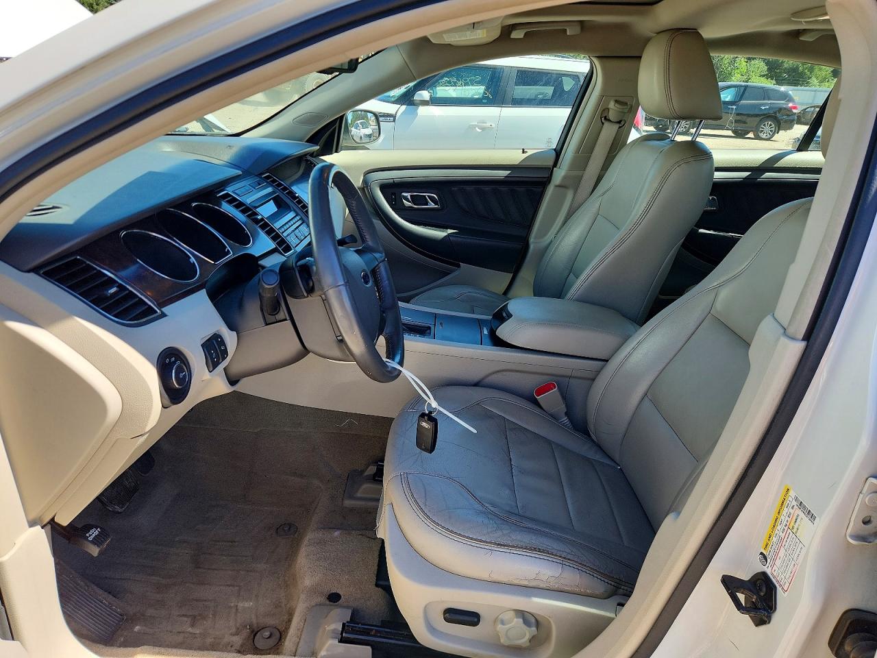 2012 Ford Taurus Sel White vin: 1FAHP2EWXCG126553