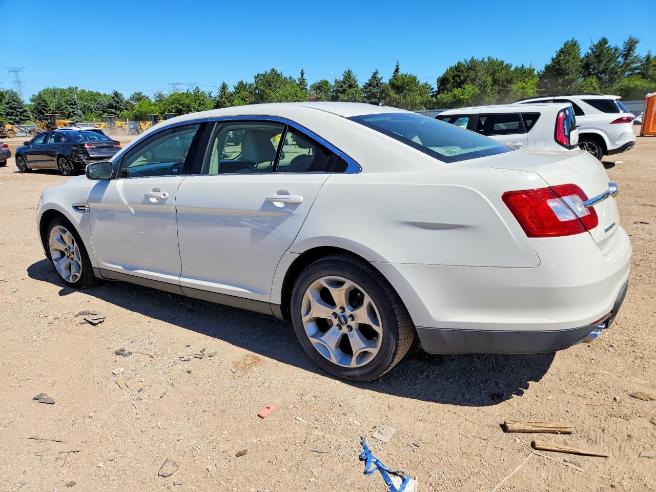 2012 Ford Taurus Sel White vin: 1FAHP2EWXCG126553