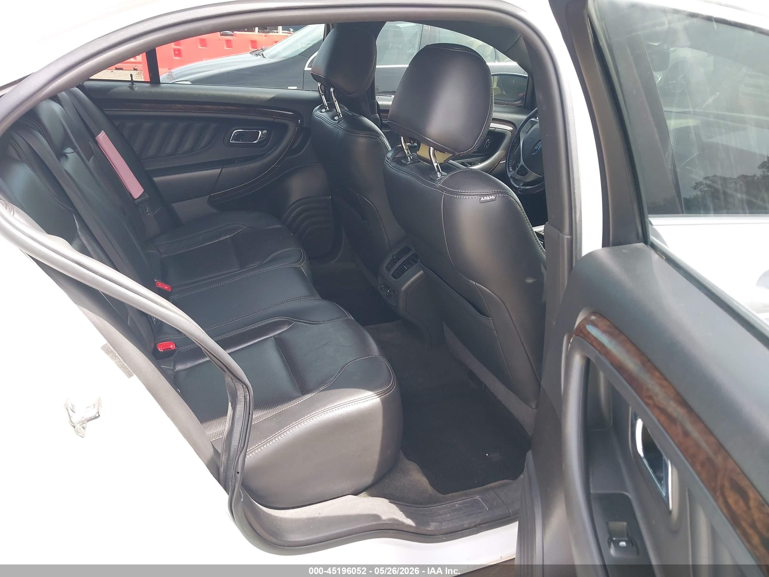 2013 Ford Taurus Limited White vin: 1FAHP2F80DG117569
