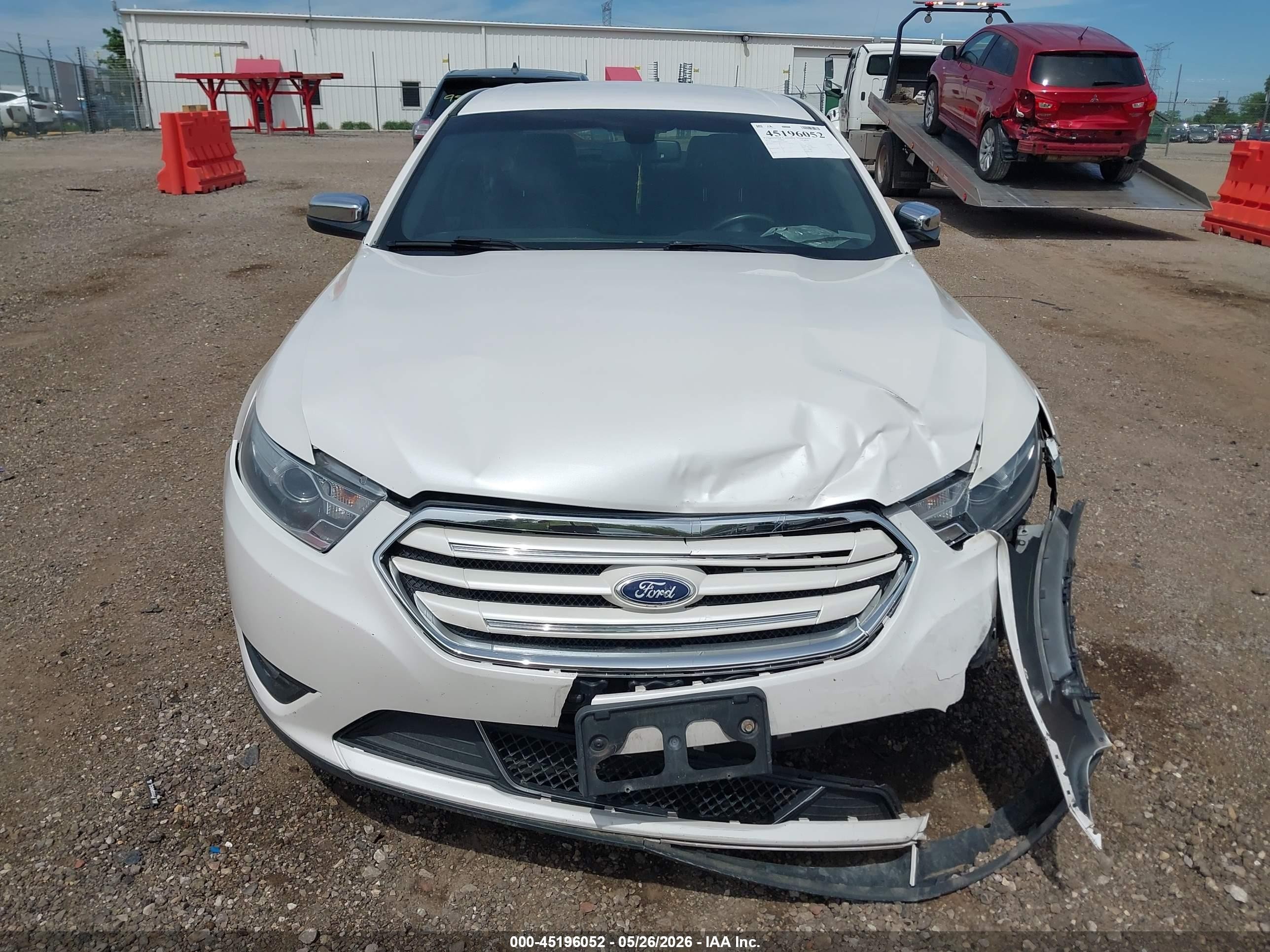 2013 Ford Taurus Limited White vin: 1FAHP2F80DG117569