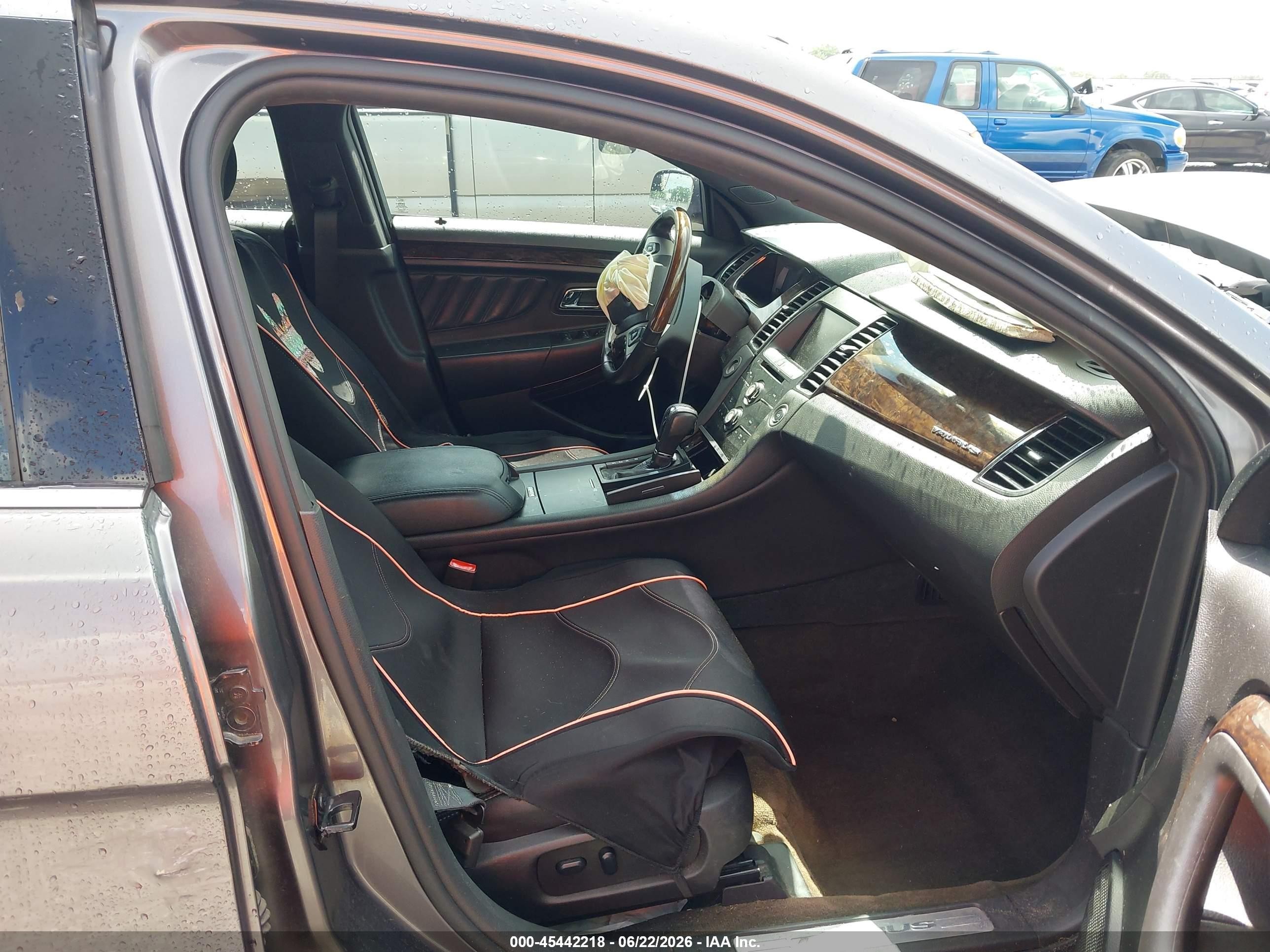 2013 Ford Taurus Limited Silver vin: 1FAHP2F80DG188545