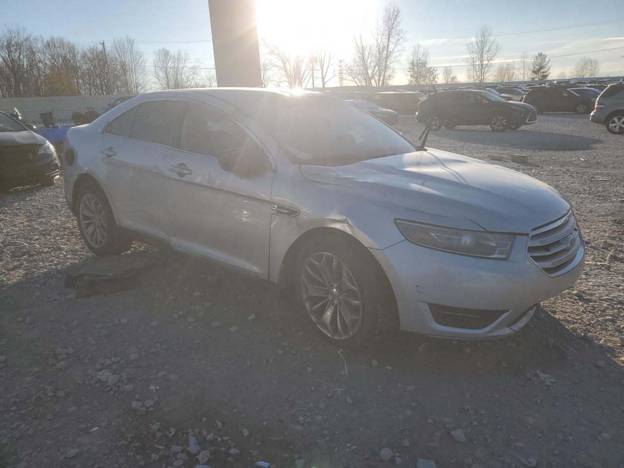 2013 Ford Taurus Silver vin: 1FAHP2F80DG200645