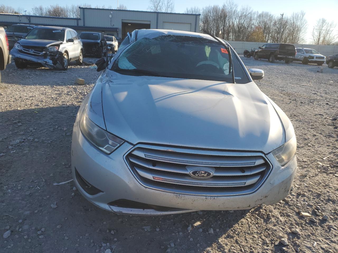 2013 Ford Taurus Silver vin: 1FAHP2F80DG200645
