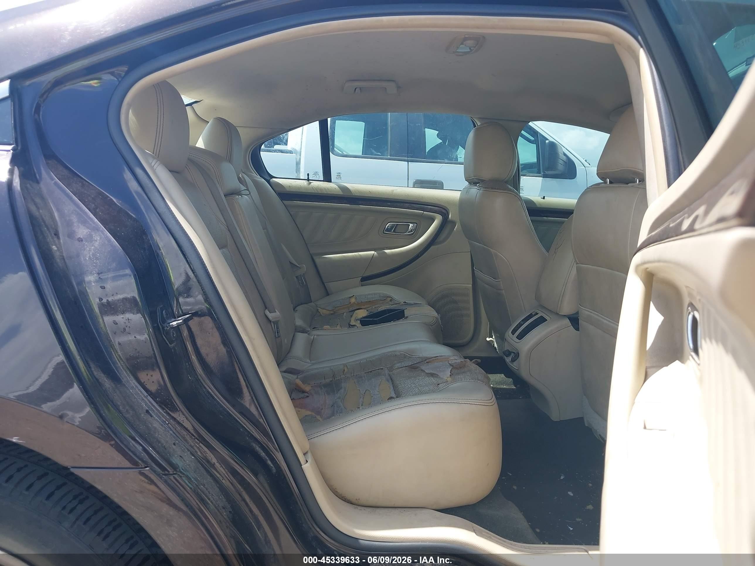 2013 Ford Taurus Limited Коричневый vin: 1FAHP2F80DG204193