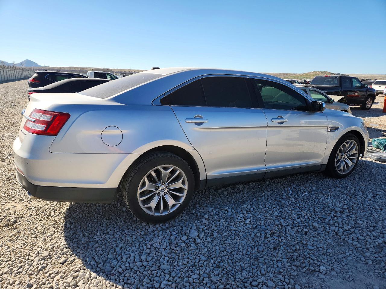 2013 Ford Taurus Limited Silver vin: 1FAHP2F80DG204291