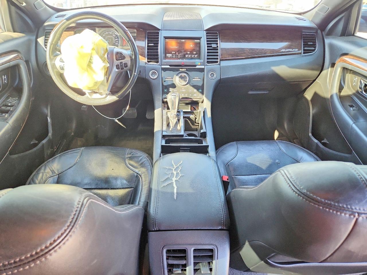 2013 Ford Taurus Limited Silver vin: 1FAHP2F80DG204291