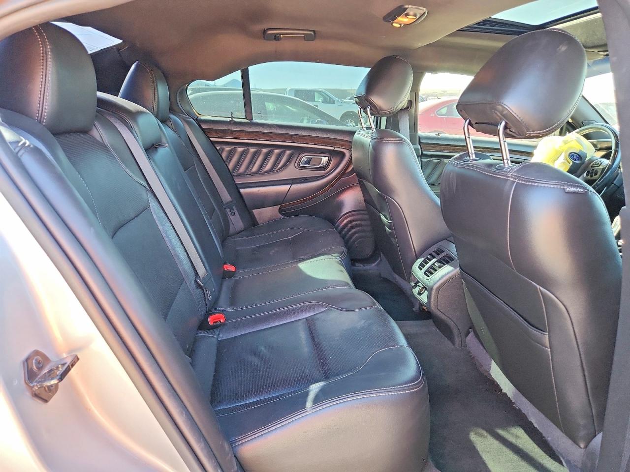 2013 Ford Taurus Limited Silver vin: 1FAHP2F80DG204291
