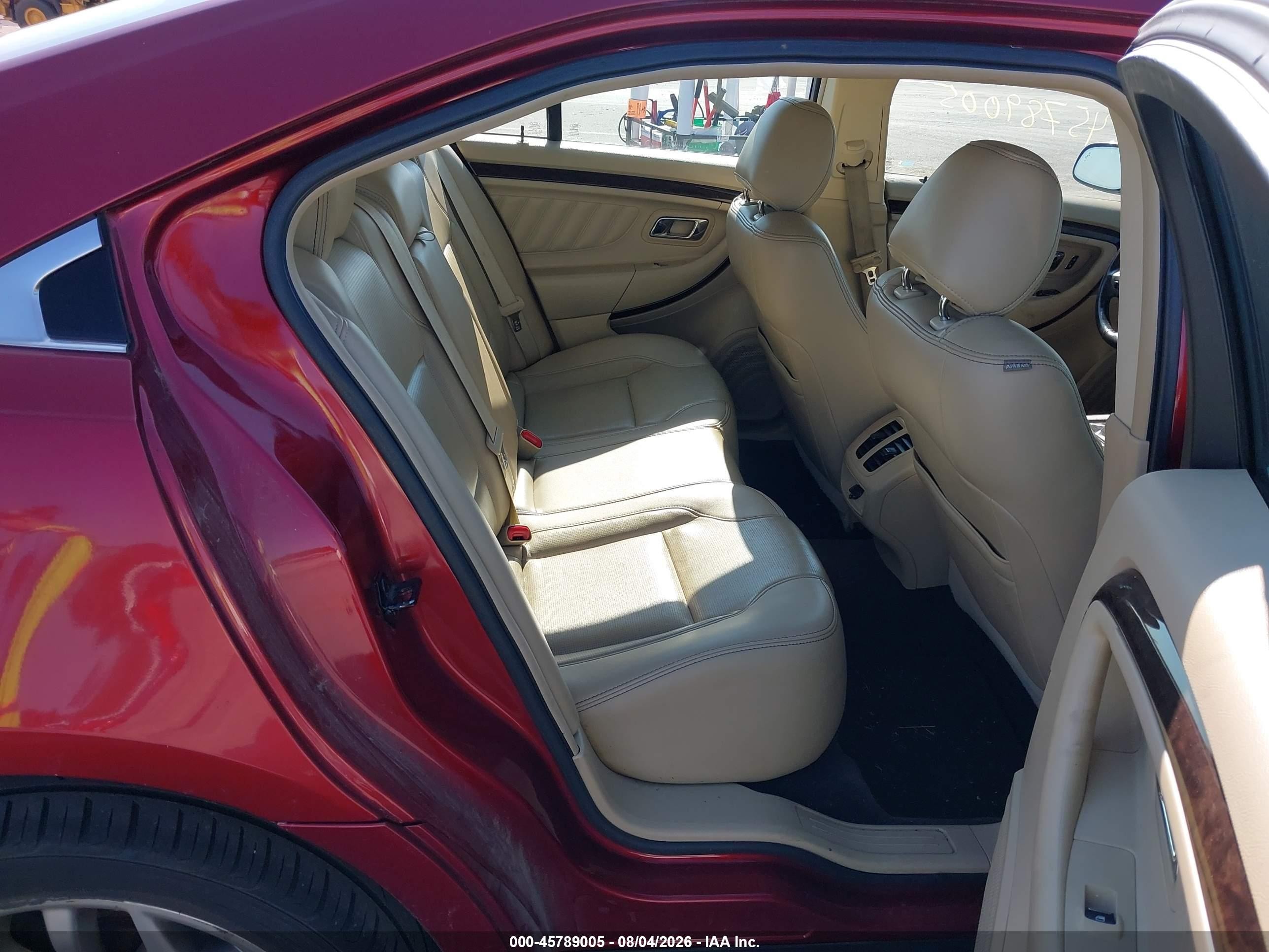 2013 Ford Taurus Limited Red vin: 1FAHP2F80DG218367
