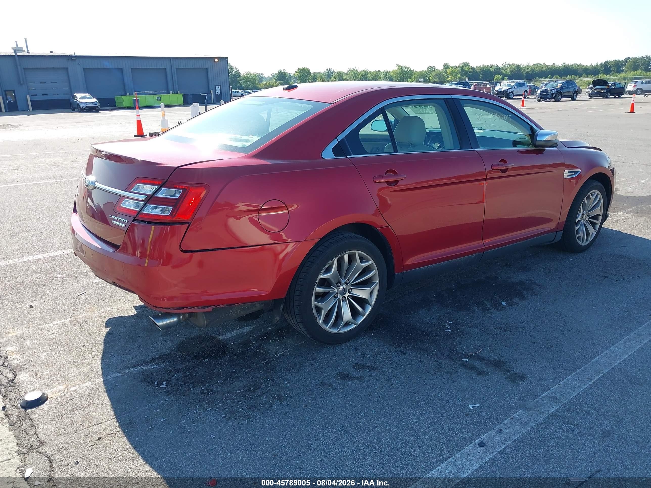 2013 Ford Taurus Limited Red vin: 1FAHP2F80DG218367