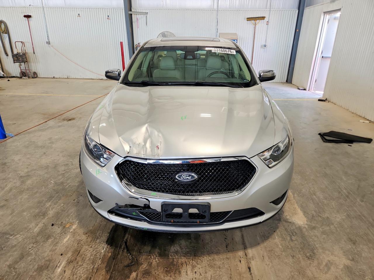 2014 Ford Taurus Limited Silver vin: 1FAHP2F80EG115211