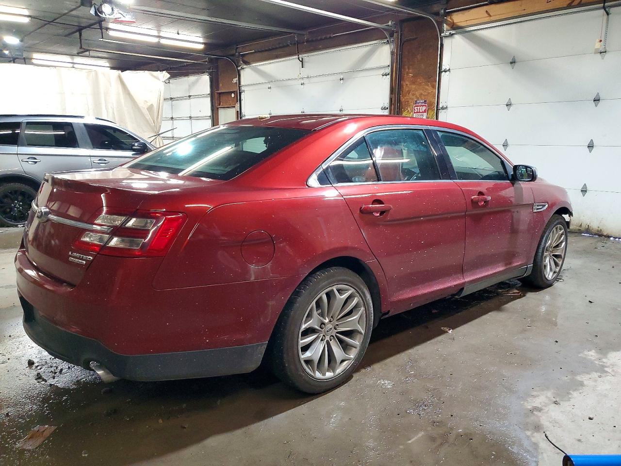 2014 Ford Taurus Limited Maroon vin: 1FAHP2F80EG117881