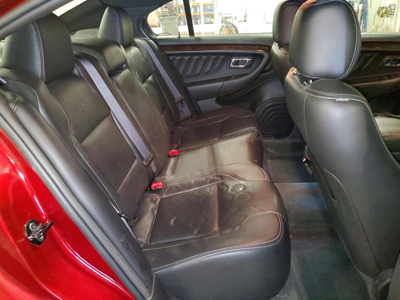 2014 Ford Taurus Limited Red vin: 1FAHP2F80EG167860