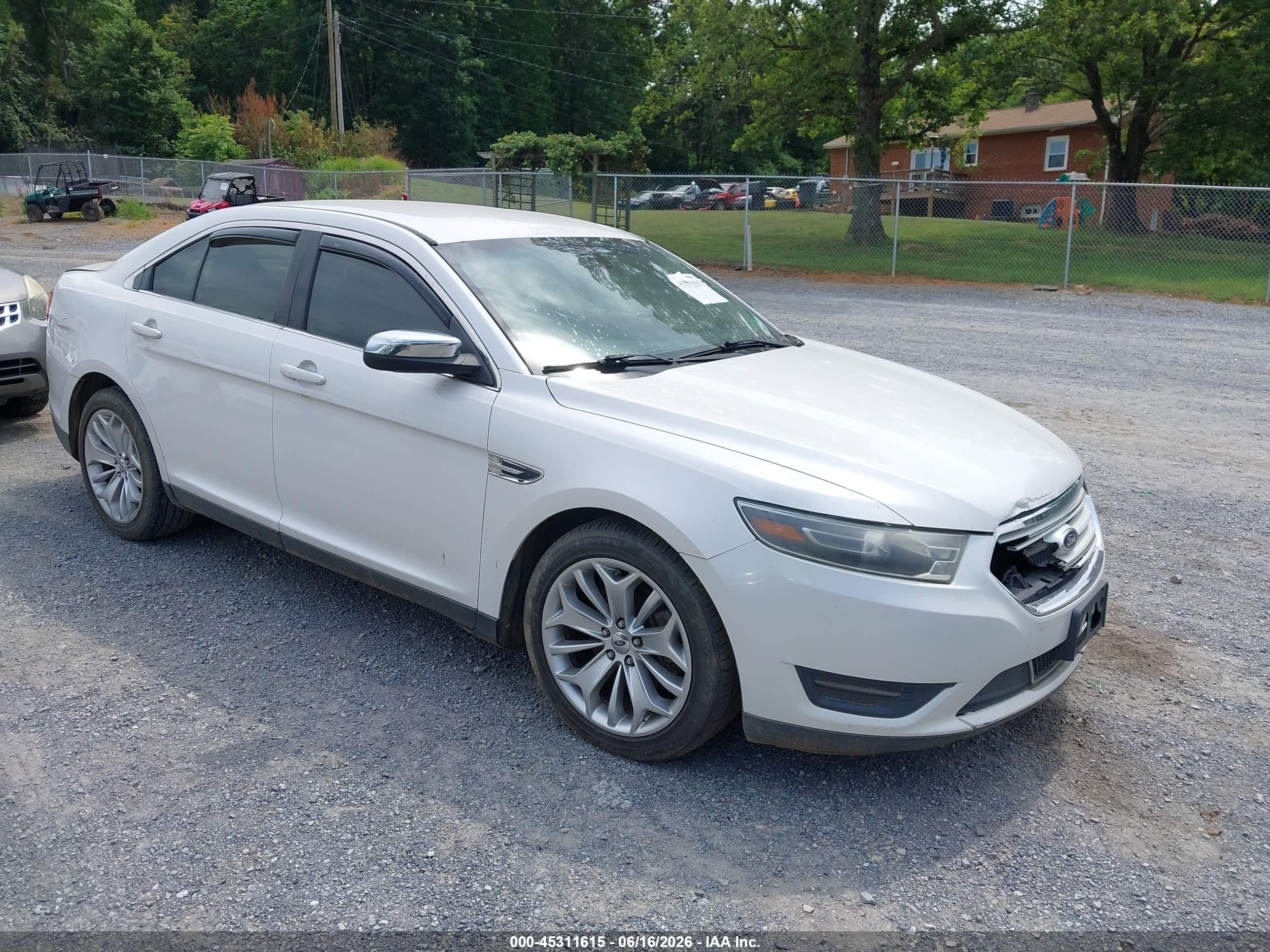 2014 Ford Taurus Limited White vin: 1FAHP2F80EG176431