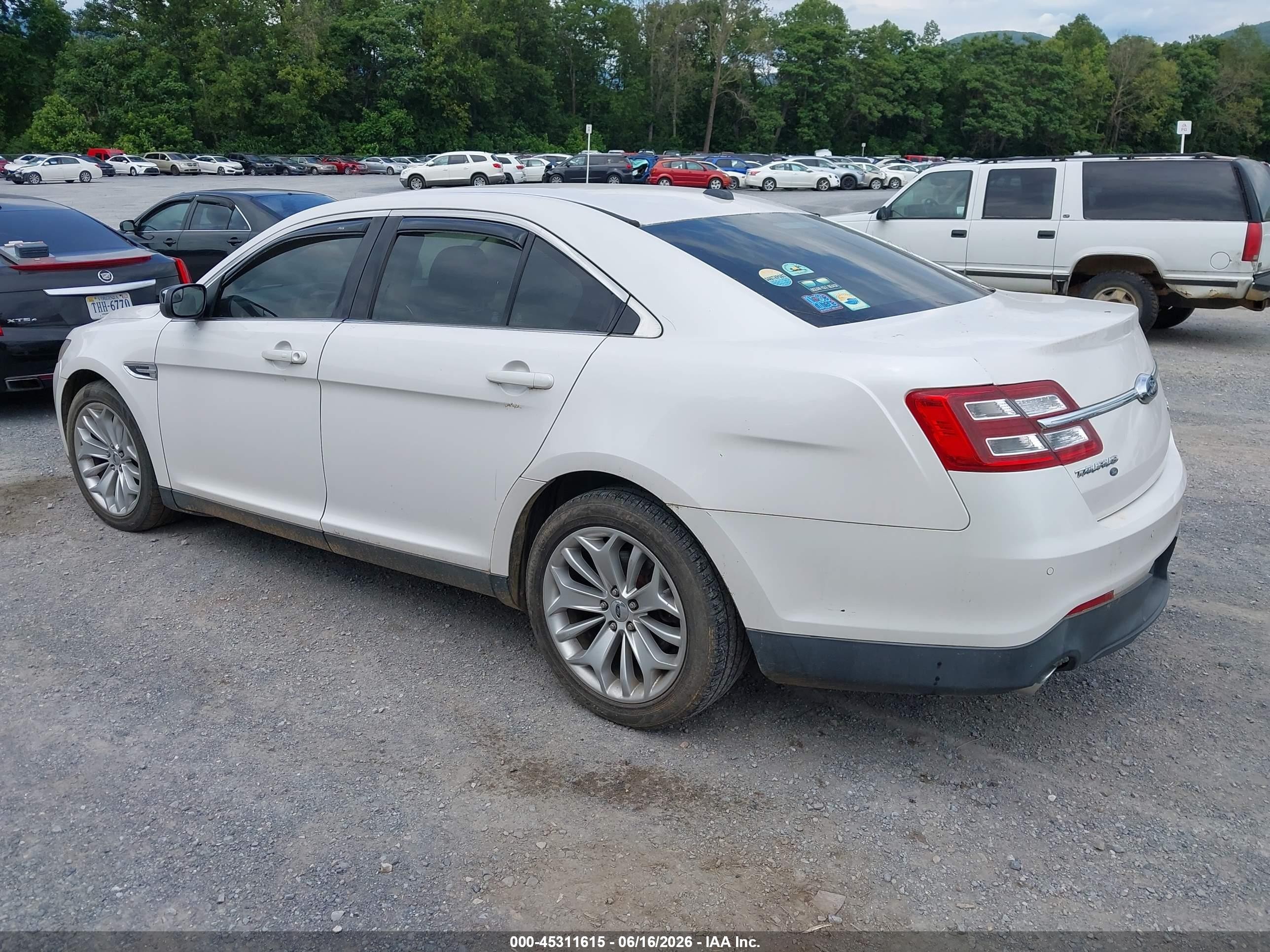 2014 Ford Taurus Limited White vin: 1FAHP2F80EG176431