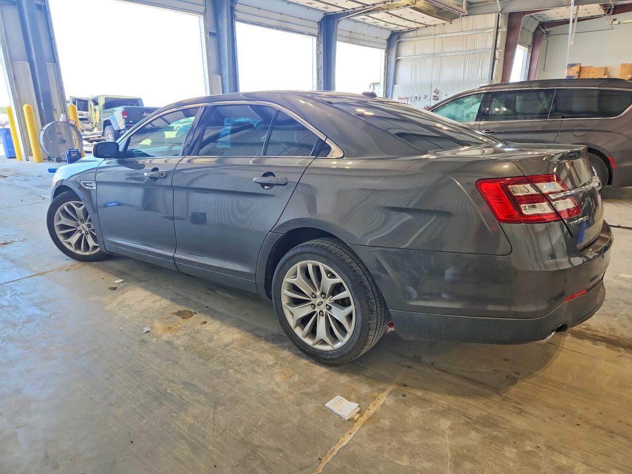 2015 Ford Taurus Limited Gray vin: 1FAHP2F80FG104792