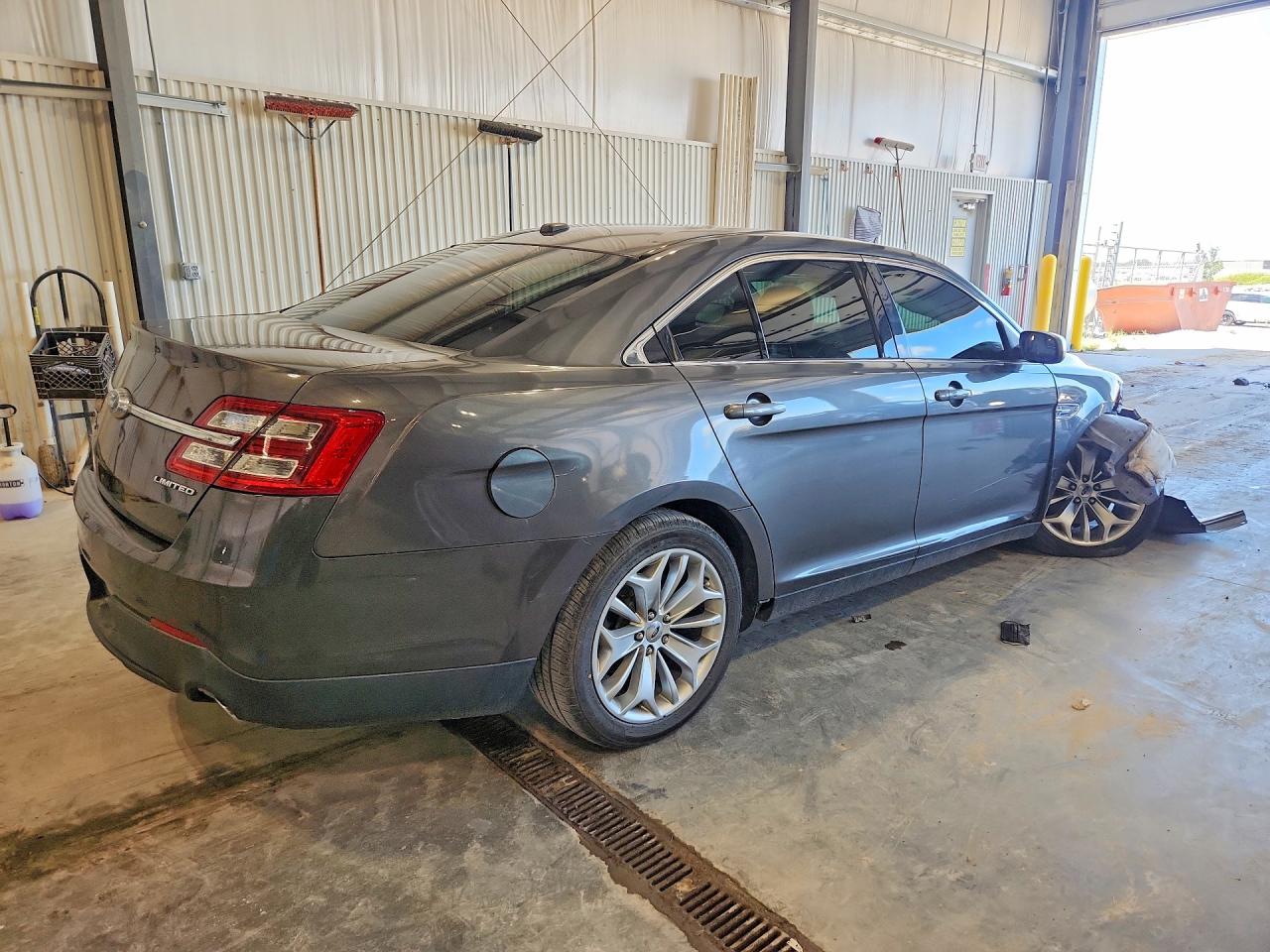 2015 Ford Taurus Limited Gray vin: 1FAHP2F80FG104792