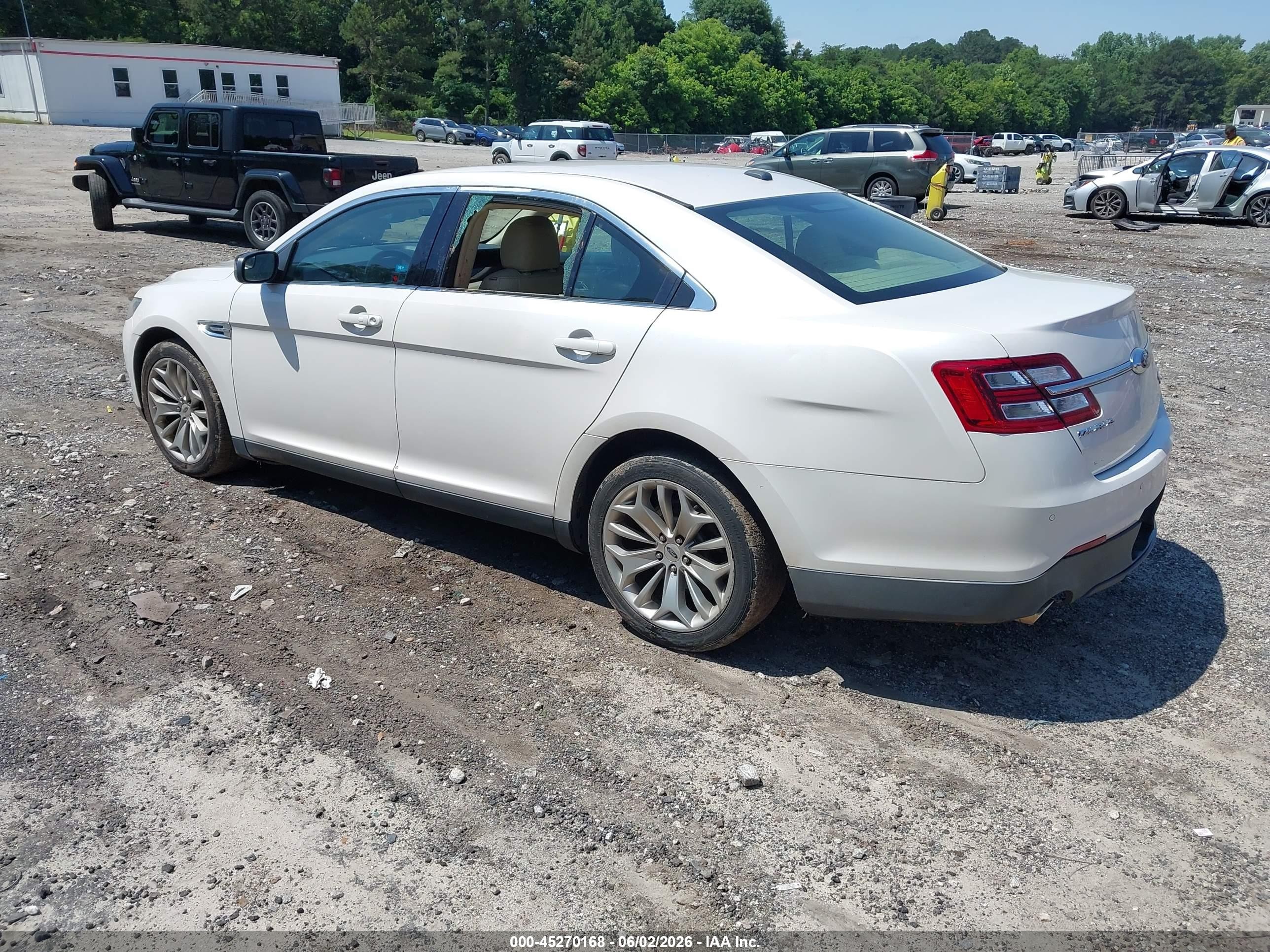 2015 Ford Taurus Limited Белый vin: 1FAHP2F80FG144399