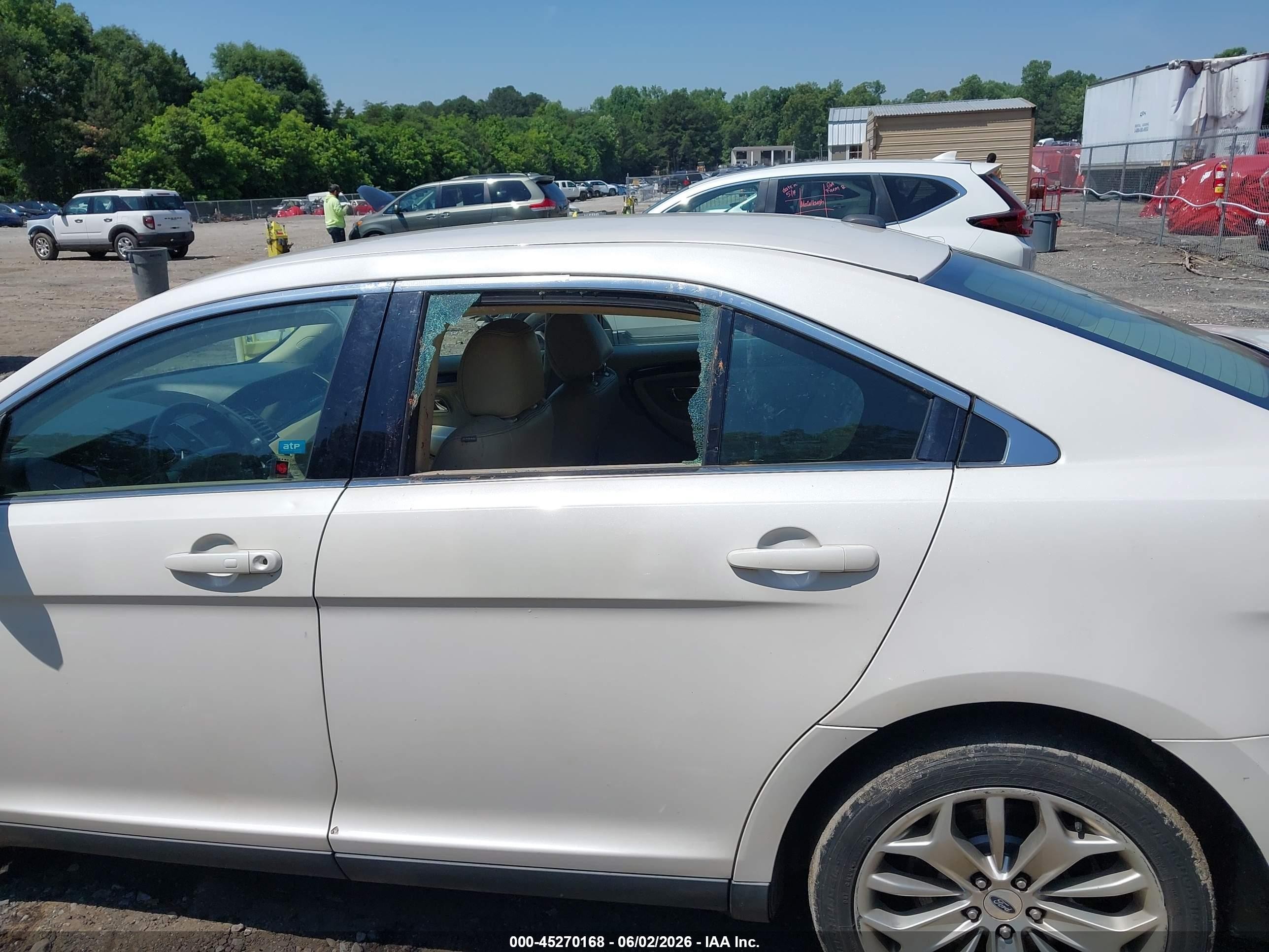 2015 Ford Taurus Limited Белый vin: 1FAHP2F80FG144399