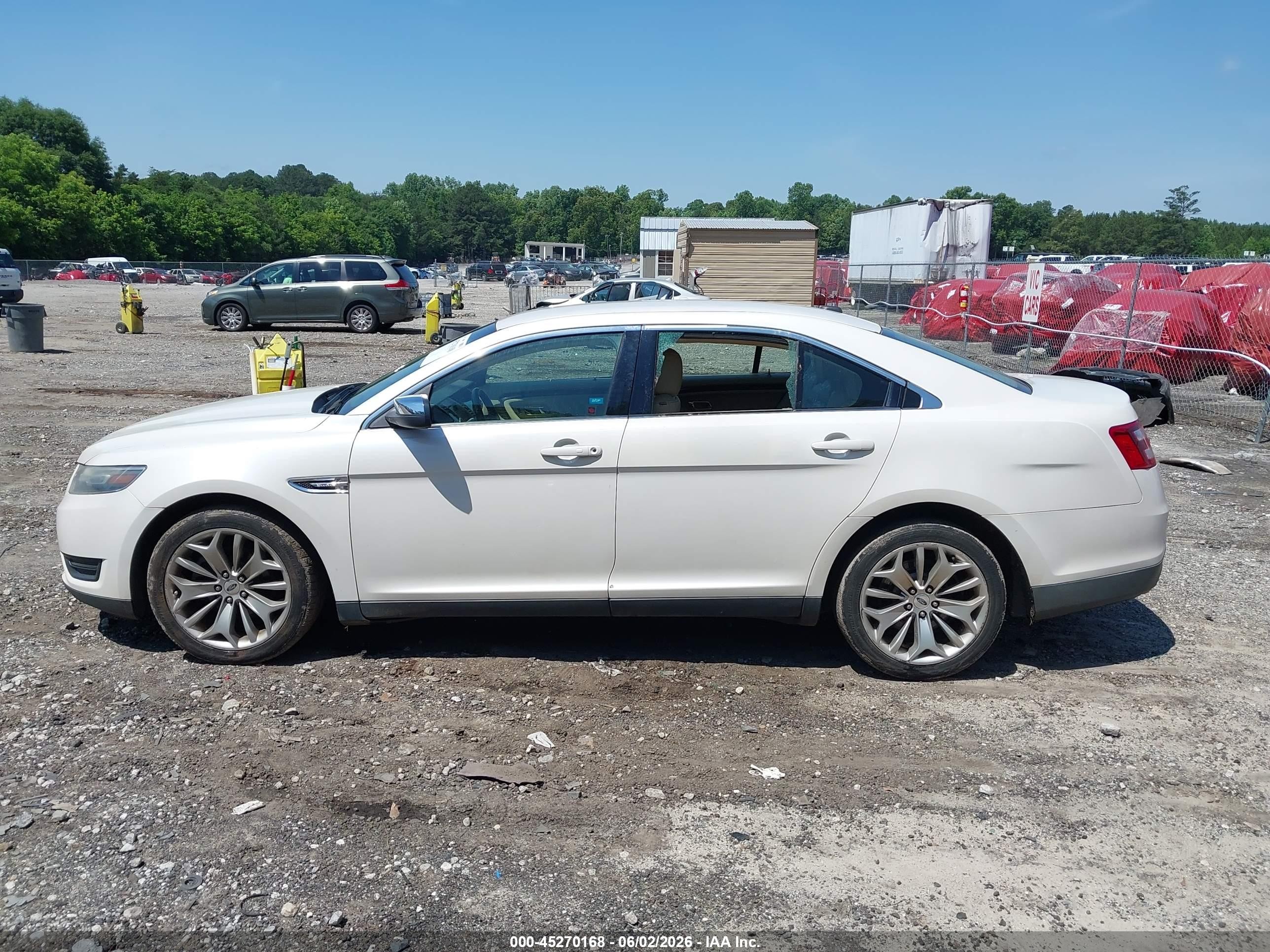 2015 Ford Taurus Limited Белый vin: 1FAHP2F80FG144399