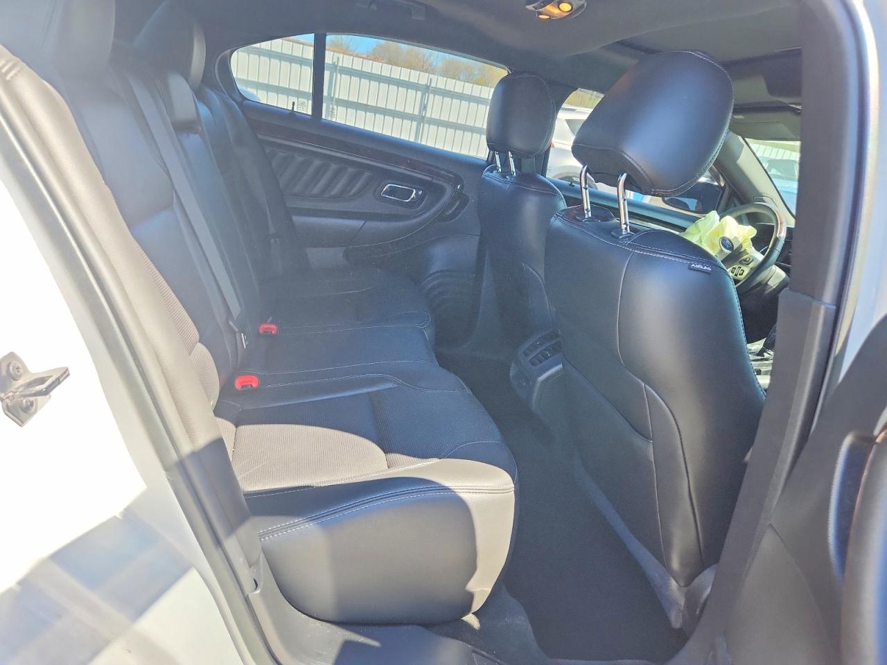 2015 Ford Taurus Limited White vin: 1FAHP2F80FG182263