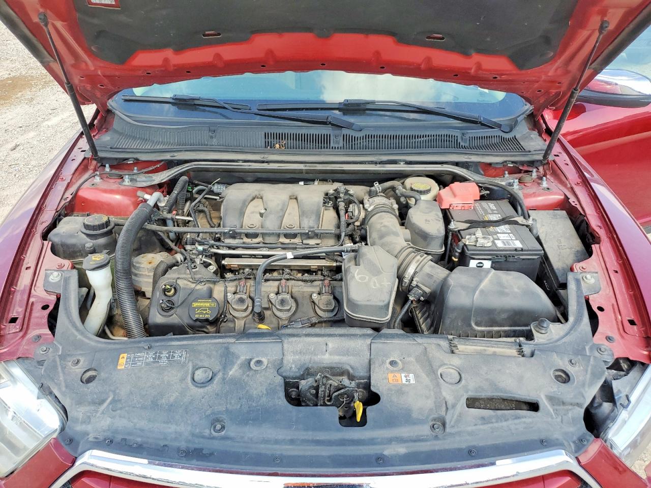 2013 Ford Taurus Limited Red vin: 1FAHP2F81DG131254