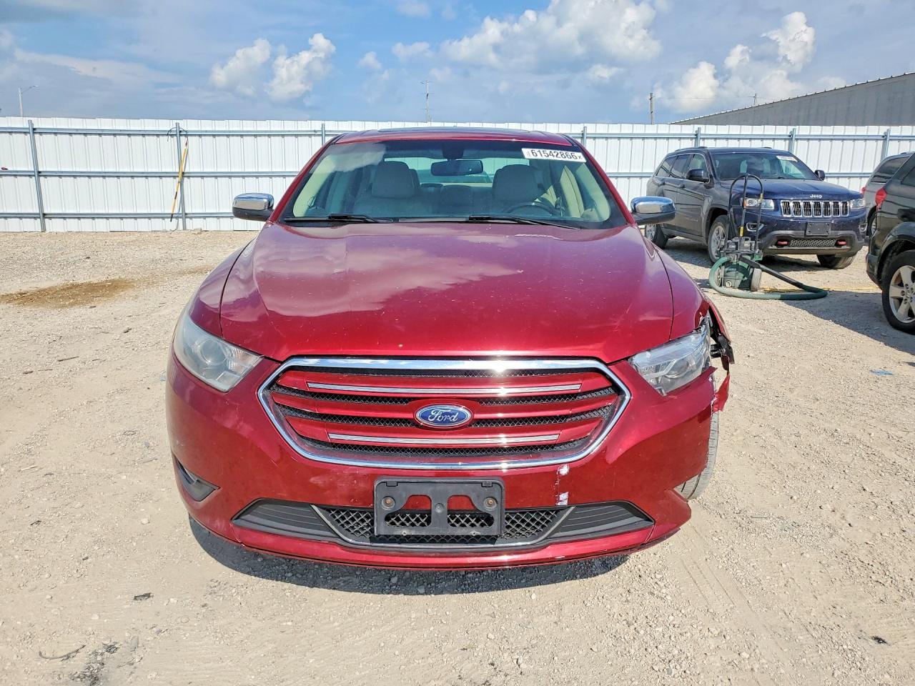 2013 Ford Taurus Limited Red vin: 1FAHP2F81DG131254