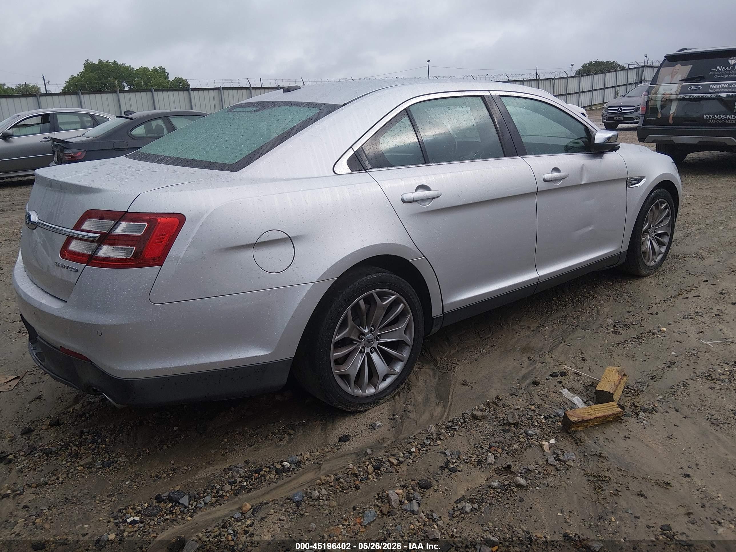 2013 Ford Taurus Limited Silver vin: 1FAHP2F81DG136664