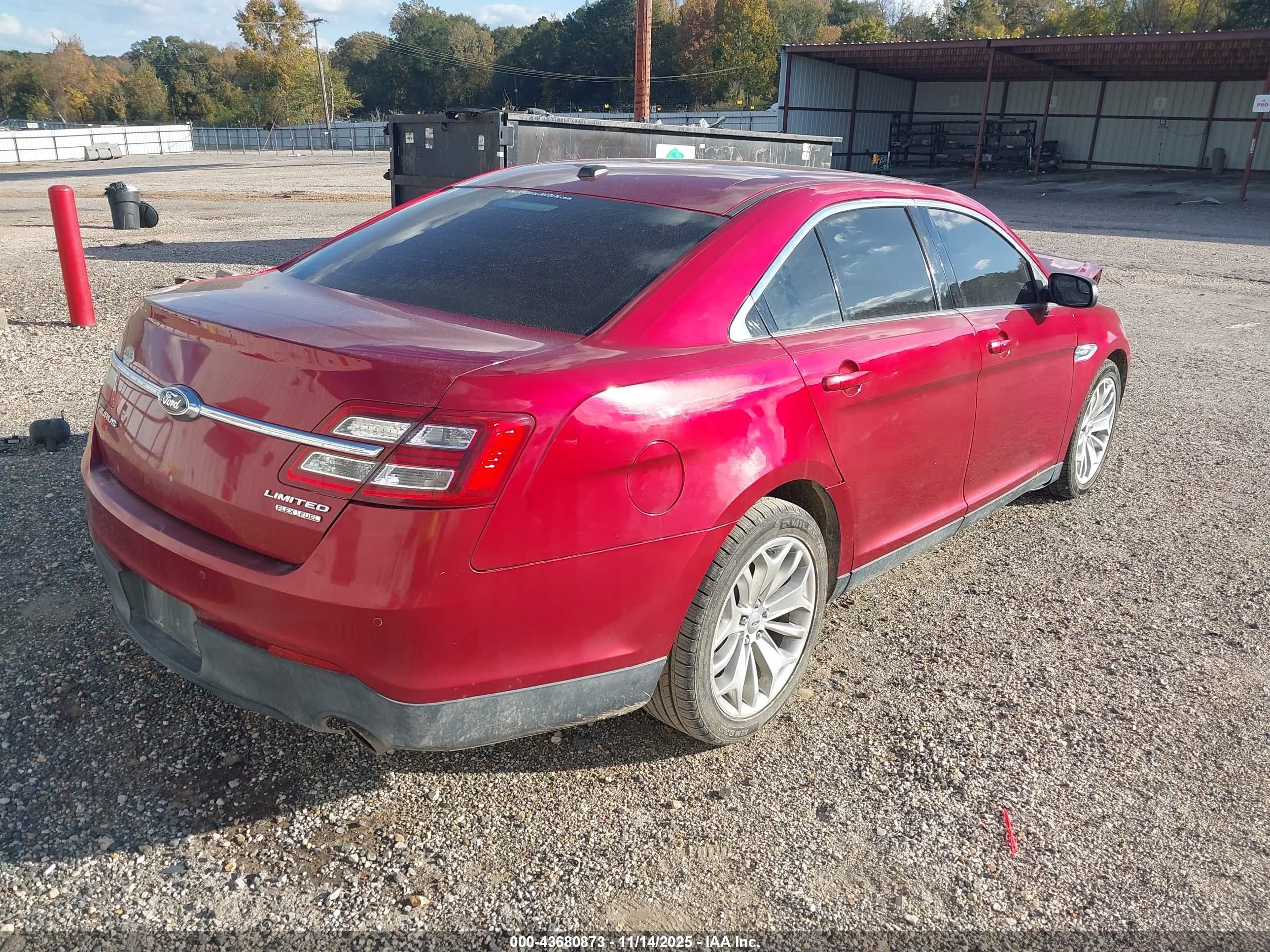 2014 Ford Taurus Limited Red vin: 1FAHP2F81EG101446