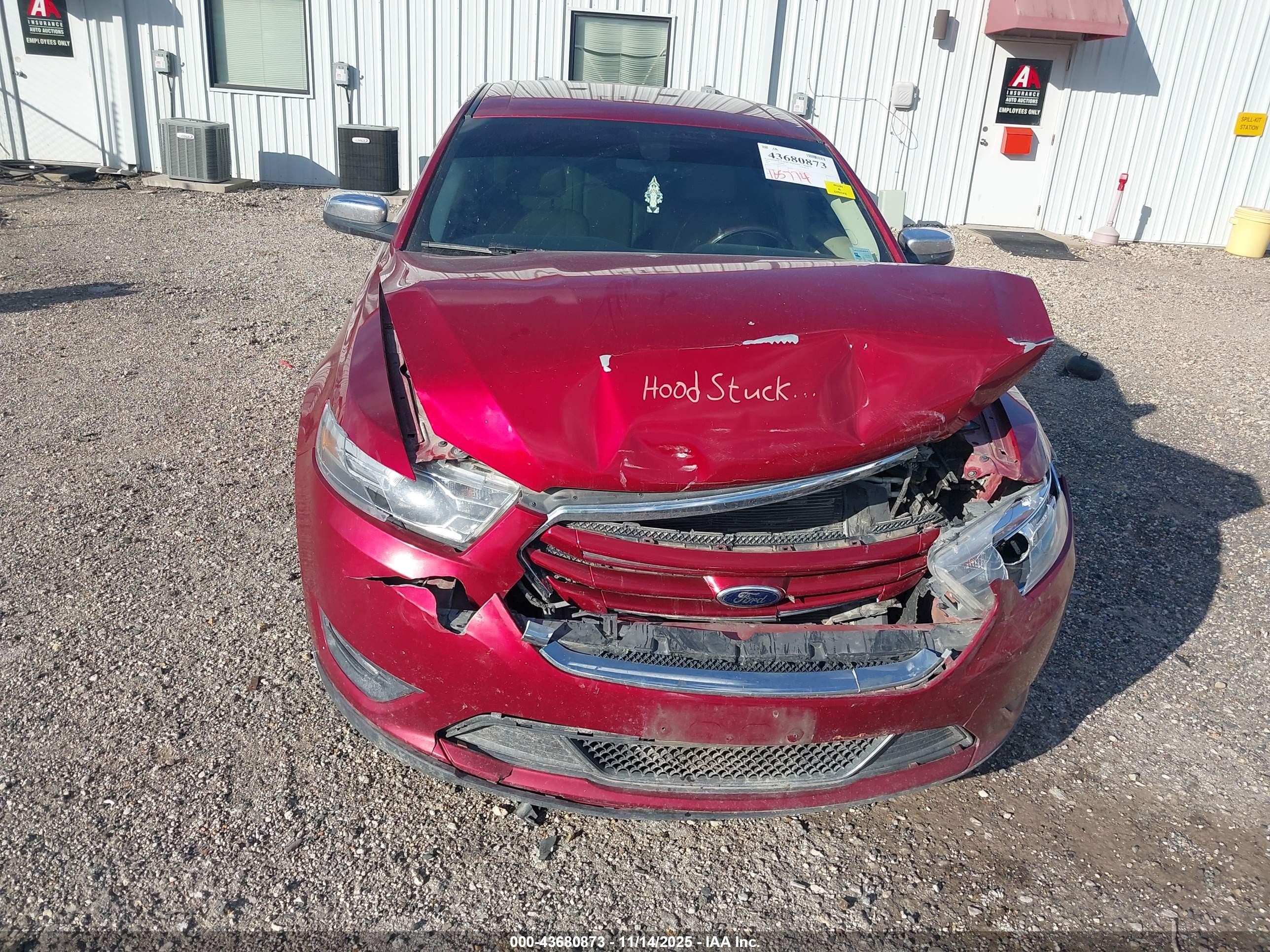 2014 Ford Taurus Limited Red vin: 1FAHP2F81EG101446