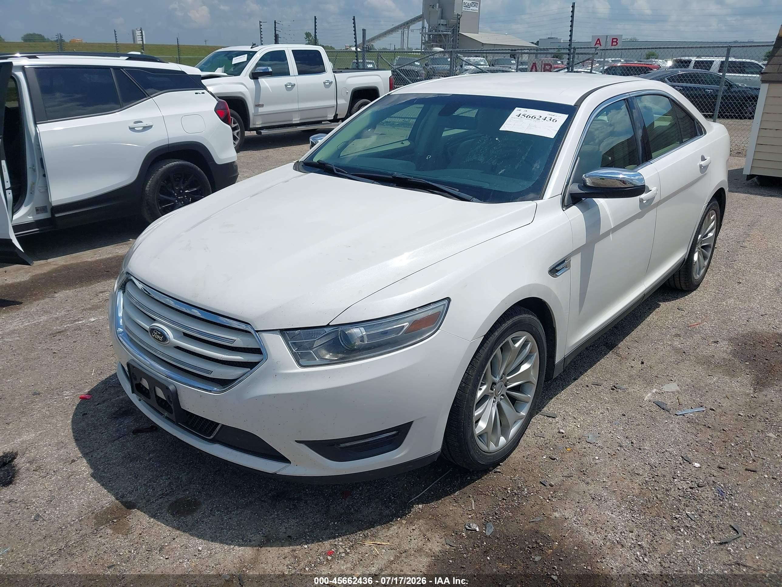 2014 Ford Taurus Limited White vin: 1FAHP2F81EG106369