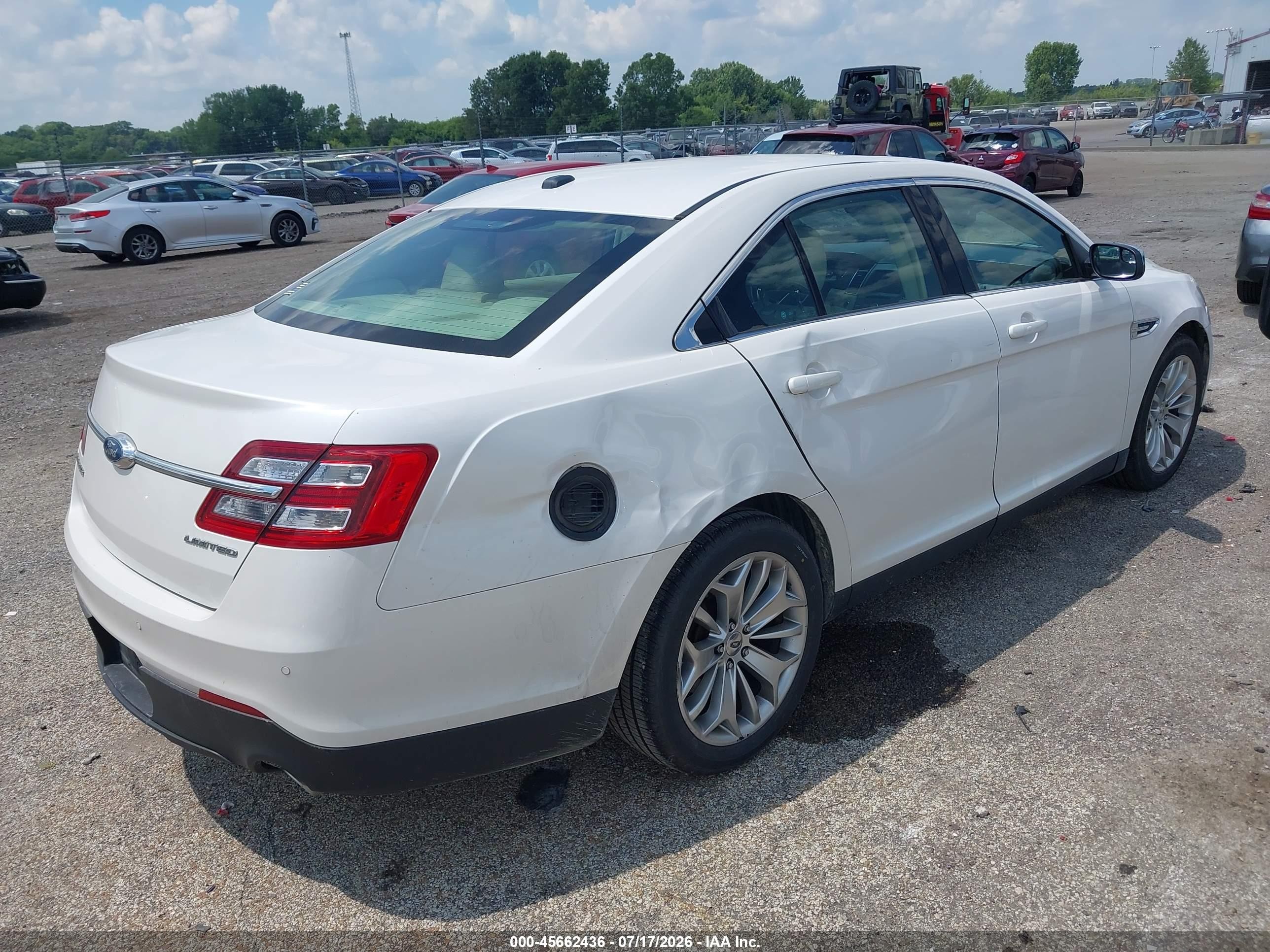 2014 Ford Taurus Limited White vin: 1FAHP2F81EG106369