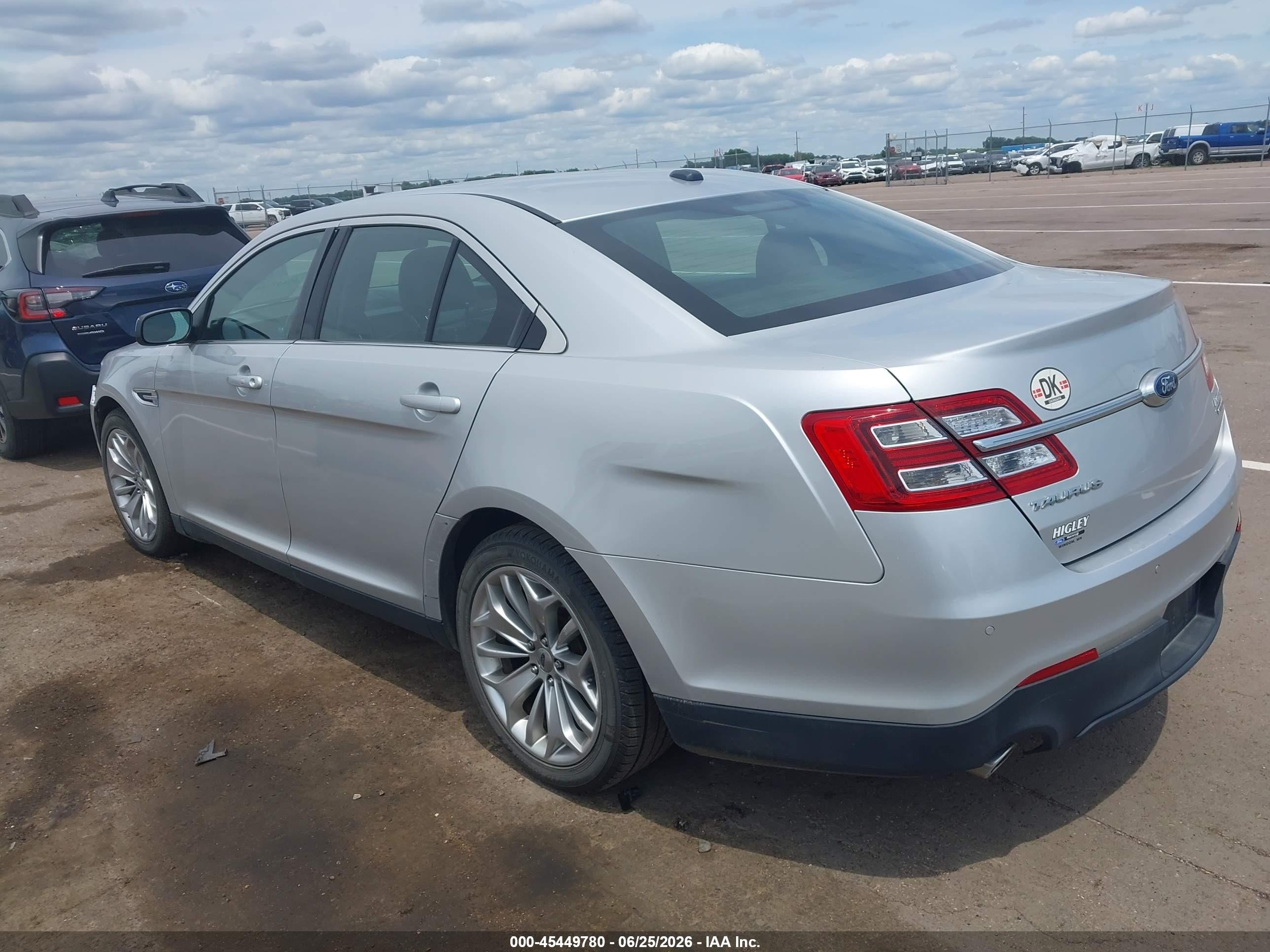 2014 Ford Taurus Limited Silver vin: 1FAHP2F81EG137928